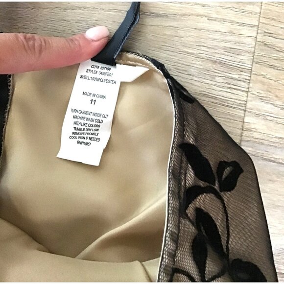 HEART SOUL -WOMEN'S FLORAL EMBROIDERED SKIRT FULLY LINED SIZE 11 - Picture 4 of 7